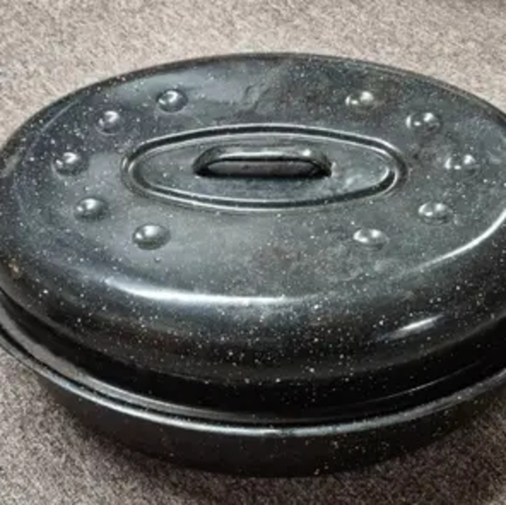 Black Speckled Roasting Pan